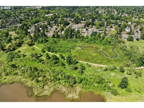 11820 SW Reid Court Beaverton OR 97008