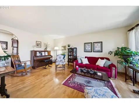 11820 SW Reid Court Beaverton OR 97008