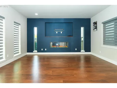 16625 SE Pleasant Valley Parkway Happy Valley OR 97086