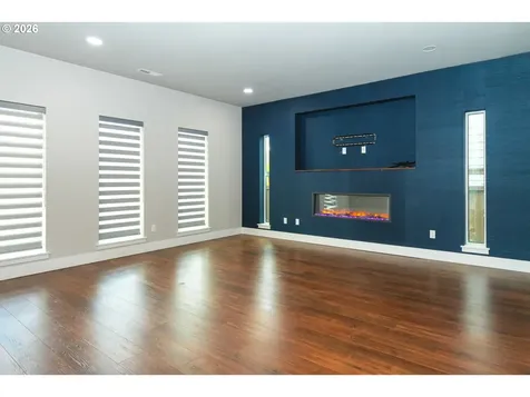 16625 SE Pleasant Valley Parkway Happy Valley OR 97086