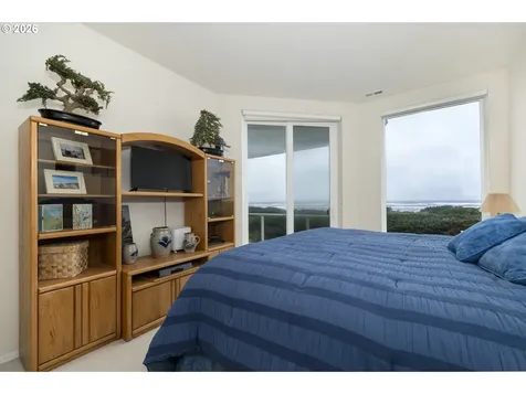 5922 SW Cupola Drive South Beach OR 97366