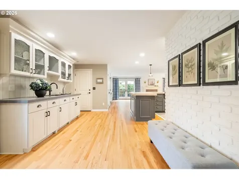 1820 NW Arcadia Court Beaverton OR 97006