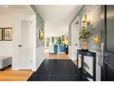 1820 NW Arcadia Court Beaverton OR 97006