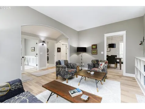 3636 Landis Street West Linn OR 97068