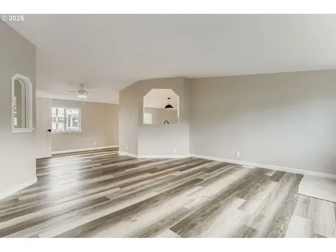 25800 SE Eagle Creek Road Eagle Creek OR 97022