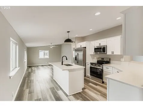 25800 SE Eagle Creek Road Eagle Creek OR 97022