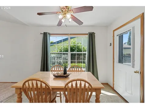 740 SE Lacey Street Sheridan OR 97378