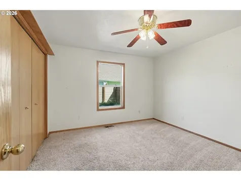 740 SE Lacey Street Sheridan OR 97378