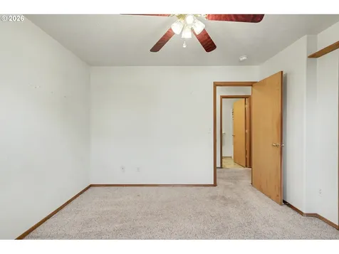 740 SE Lacey Street Sheridan OR 97378