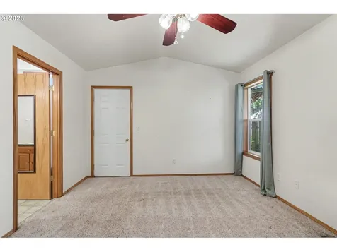 740 SE Lacey Street Sheridan OR 97378
