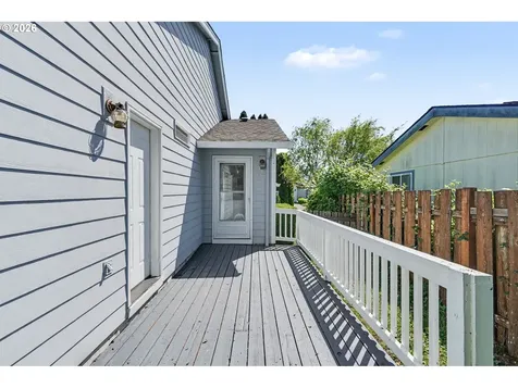 740 SE Lacey Street Sheridan OR 97378
