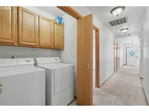 740 SE Lacey Street Sheridan OR 97378