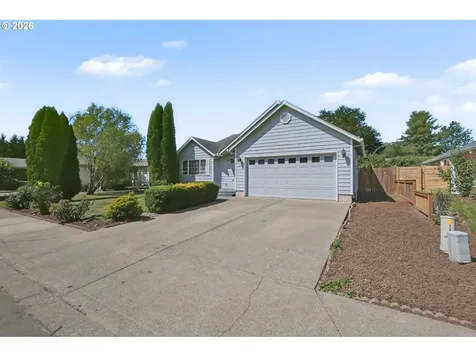 740 SE Lacey Street Sheridan OR 97378