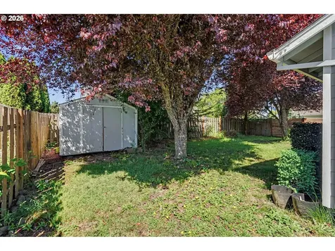 740 SE Lacey Street Sheridan OR 97378