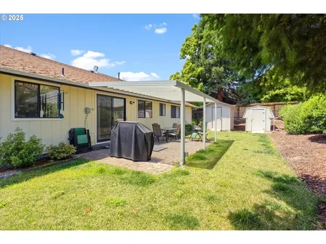 904 NW Carol Drive Grants Pass OR 97526