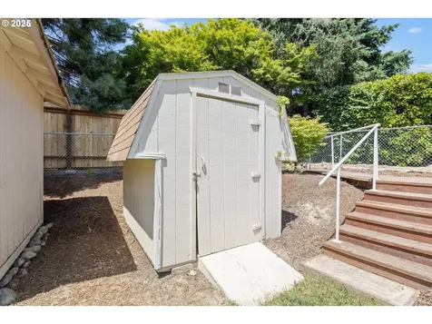 904 NW Carol Drive Grants Pass OR 97526