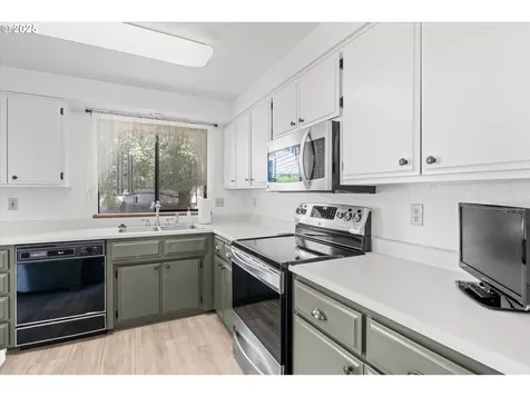 904 NW Carol Drive Grants Pass OR 97526