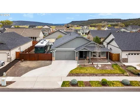 442 SE Pioneer Drive Prineville OR 97754
