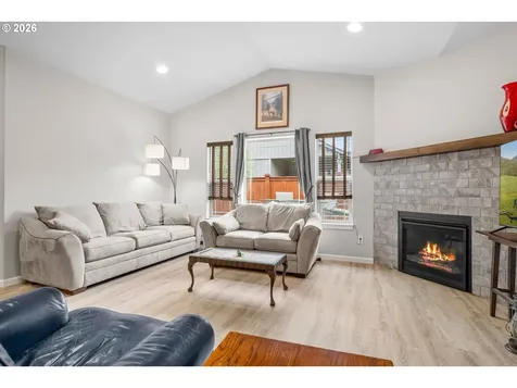 442 SE Pioneer Drive Prineville OR 97754