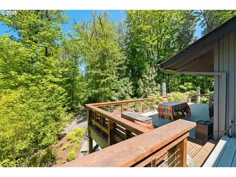 560 SE 59th Court Hillsboro OR 97123