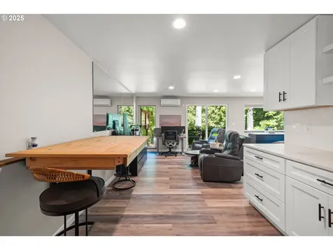 560 SE 59th Court Hillsboro OR 97123