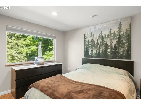 560 SE 59th Court Hillsboro OR 97123
