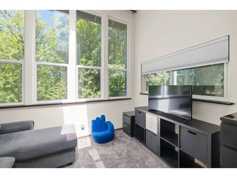 560 SE 59th Court Hillsboro OR 97123