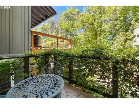 560 SE 59th Court Hillsboro OR 97123