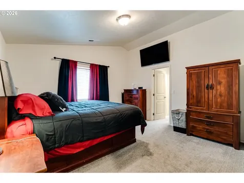 87792 Lark Street Veneta OR 97487