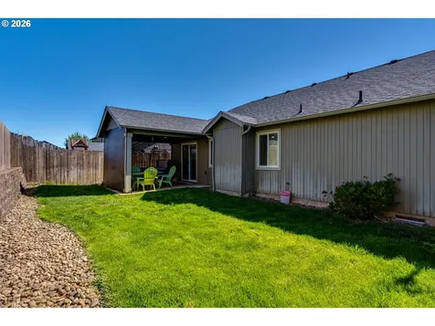 87792 Lark Street Veneta OR 97487