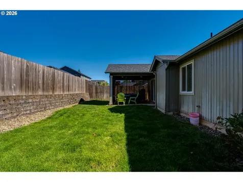 87792 Lark Street Veneta OR 97487