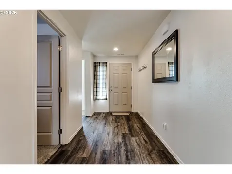 87792 Lark Street Veneta OR 97487