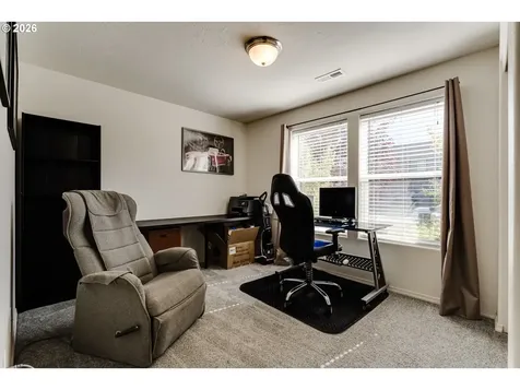 87792 Lark Street Veneta OR 97487