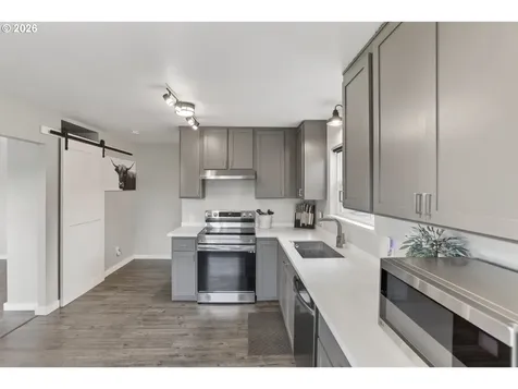 33651 SE Santosh Street Scappoose OR 97056