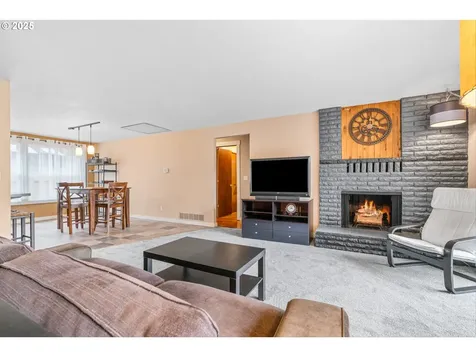 4155 NE Azalea Street Hillsboro OR 97124