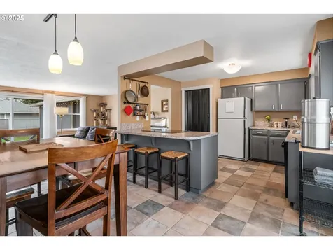 4155 NE Azalea Street Hillsboro OR 97124