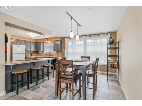 4155 NE Azalea Street Hillsboro OR 97124