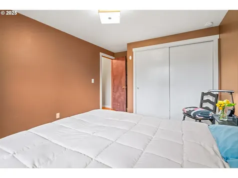 4155 NE Azalea Street Hillsboro OR 97124