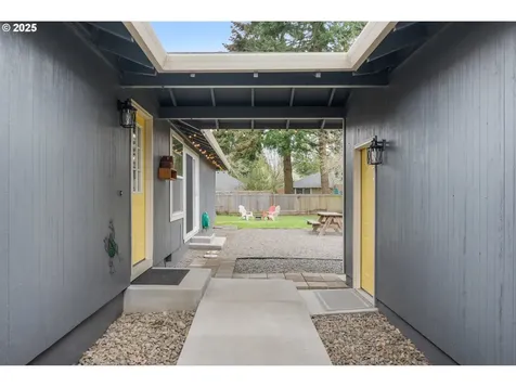 4155 NE Azalea Street Hillsboro OR 97124