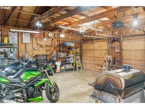4155 NE Azalea Street Hillsboro OR 97124