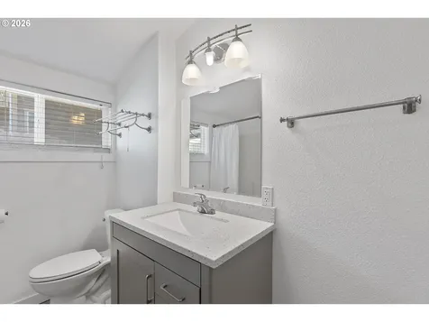 540 NW 56th Street Newport OR 97365