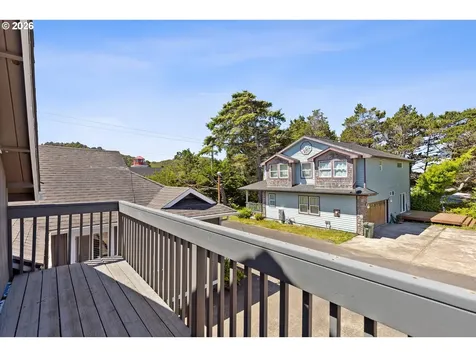 540 NW 56th Street Newport OR 97365