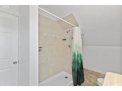 540 NW 56th Street Newport OR 97365