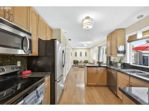 190 SE Hacienda Court Gresham OR 97080