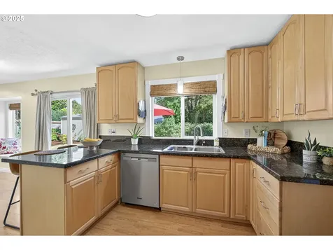 190 SE Hacienda Court Gresham OR 97080