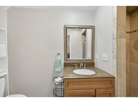 190 SE Hacienda Court Gresham OR 97080