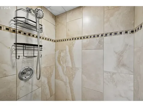 190 SE Hacienda Court Gresham OR 97080