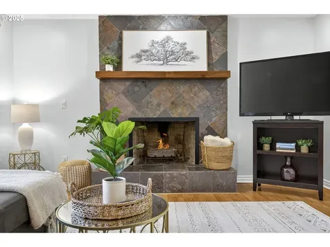 190 SE Hacienda Court Gresham OR 97080