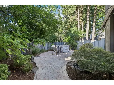 7609 SW Afton Lane Portland OR 97224