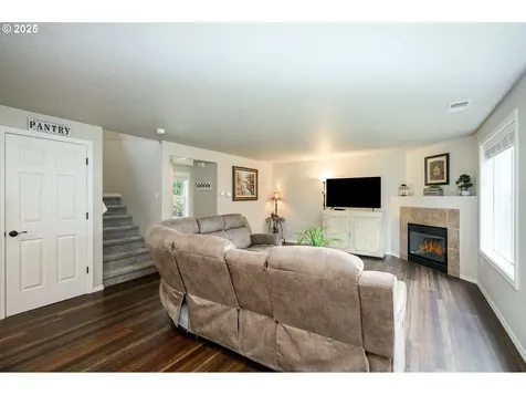 1481 NW Riesling Way Mcminnville OR 97128